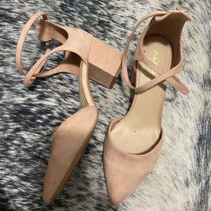 Aldo heels size 9